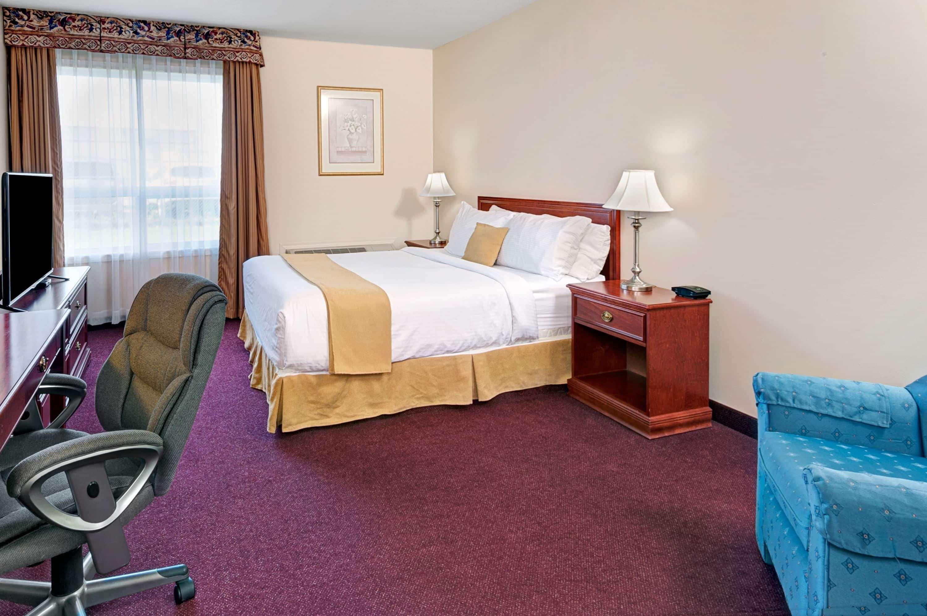 Quality Inn & Suites Edmonton International Airport Leduc Buitenkant foto