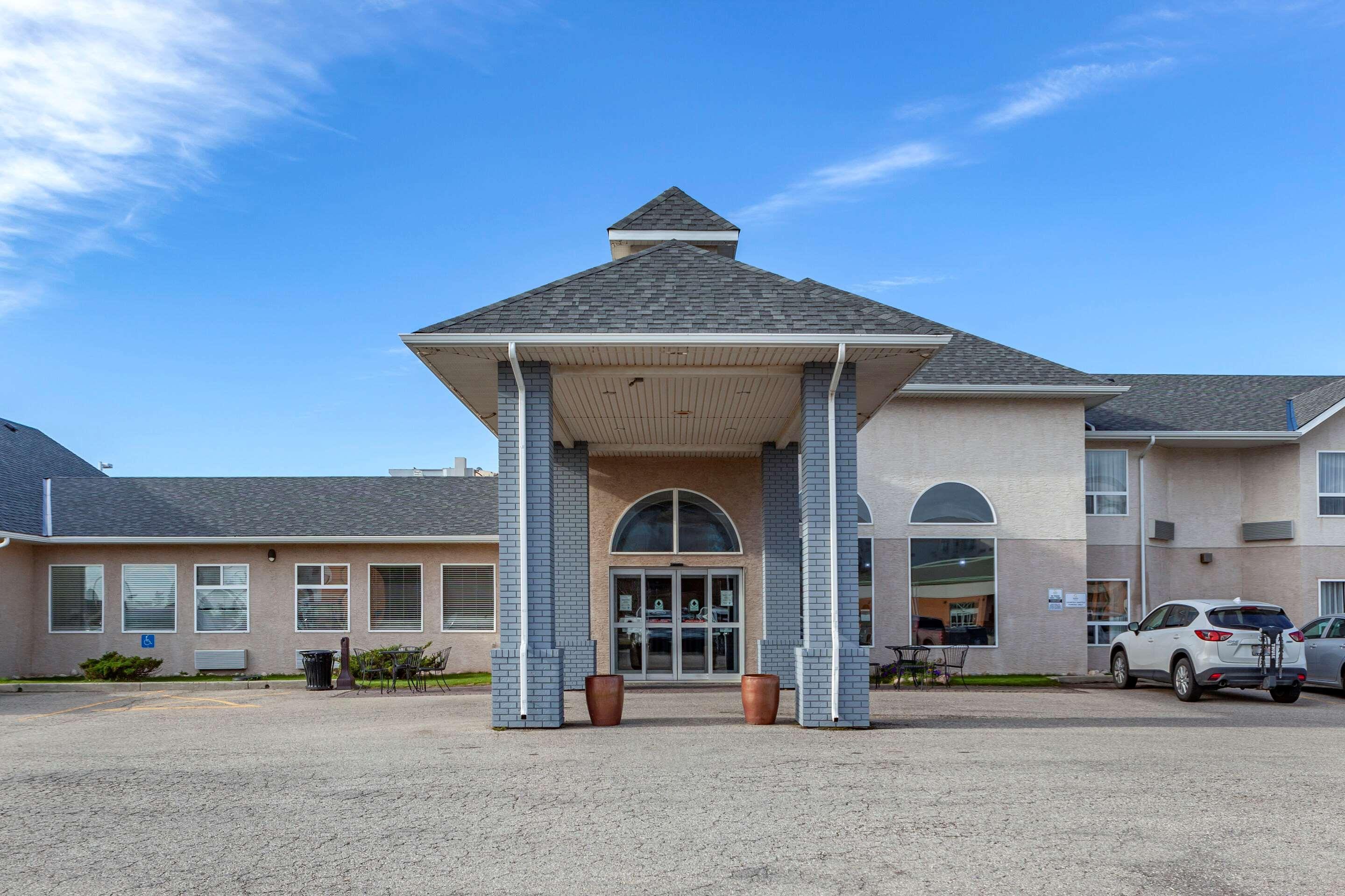 Quality Inn & Suites Edmonton International Airport Leduc Buitenkant foto