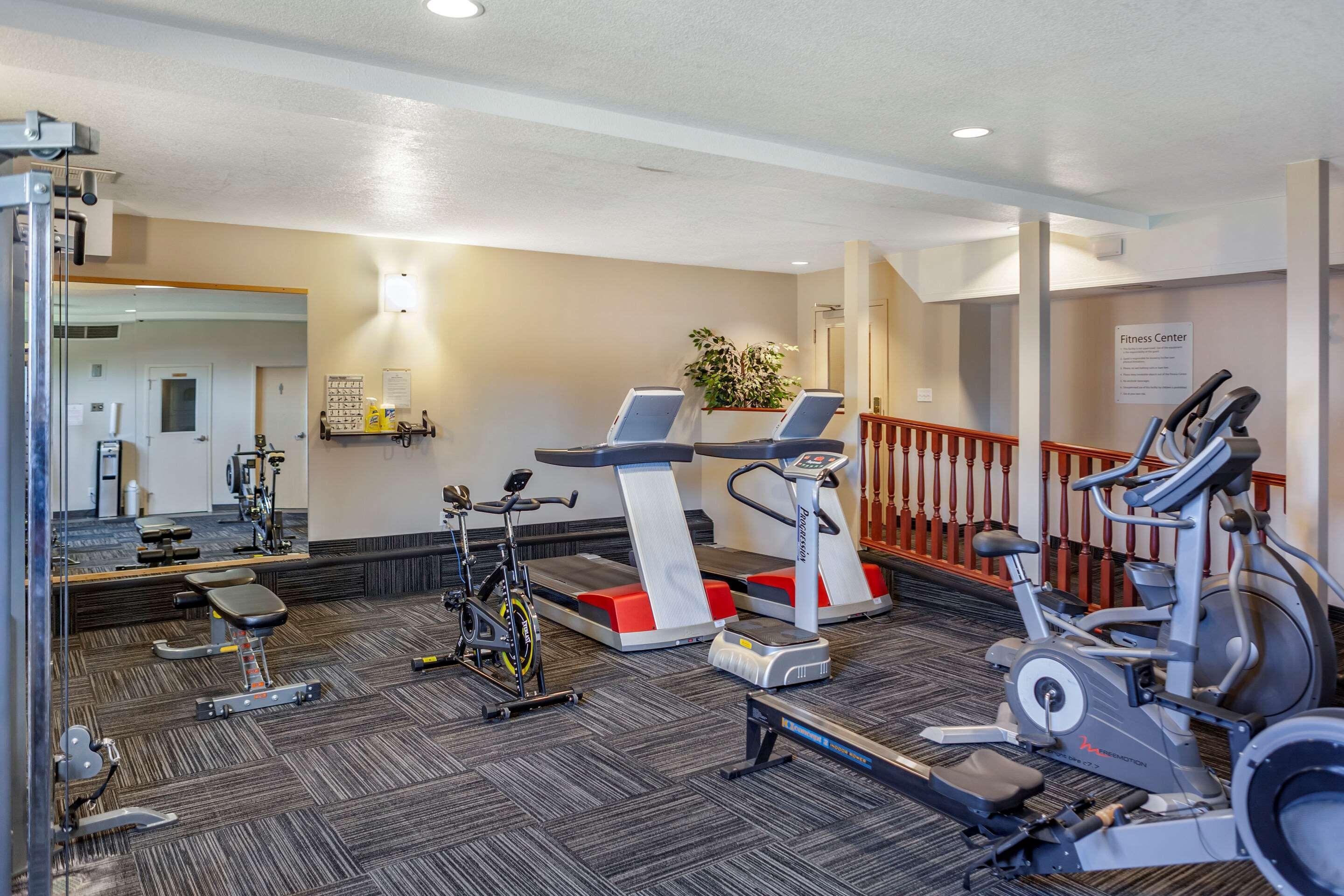 Quality Inn & Suites Edmonton International Airport Leduc Buitenkant foto