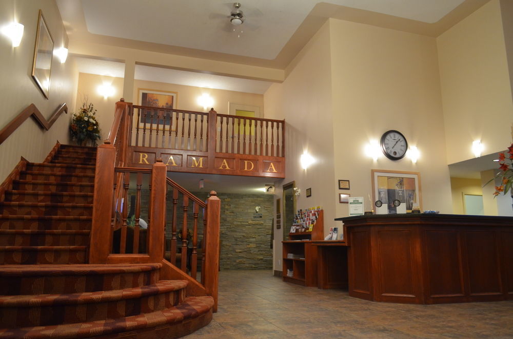 Quality Inn & Suites Edmonton International Airport Leduc Buitenkant foto