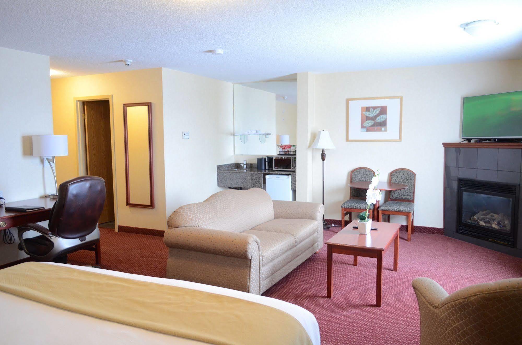 Quality Inn & Suites Edmonton International Airport Leduc Buitenkant foto